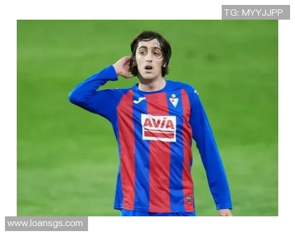 拉齐奥宣布签下巴萨前锋苏亚雷斯成新王牌前锋